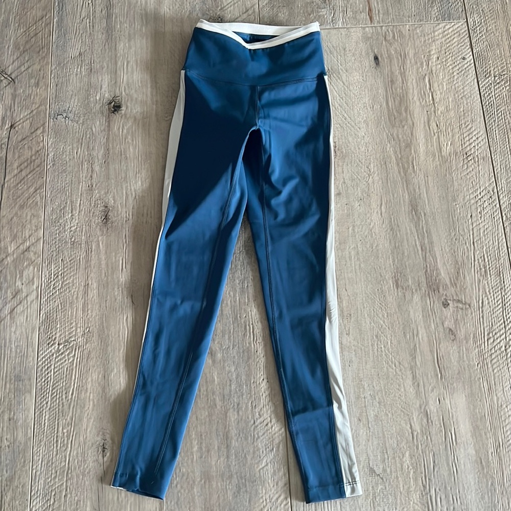 Splits 59 blue, gray and white high stripe waisted spandex leggings size xs